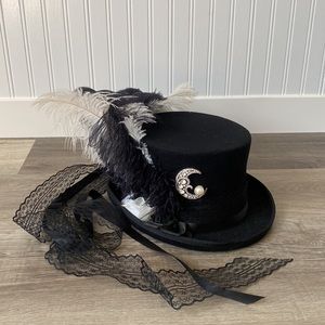 Maz Wool Top Hat - Large